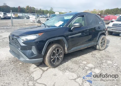2019 Toyota Rav4 Le z USA, uszkodzony, nr VIN JTMH1RFV1KD020213